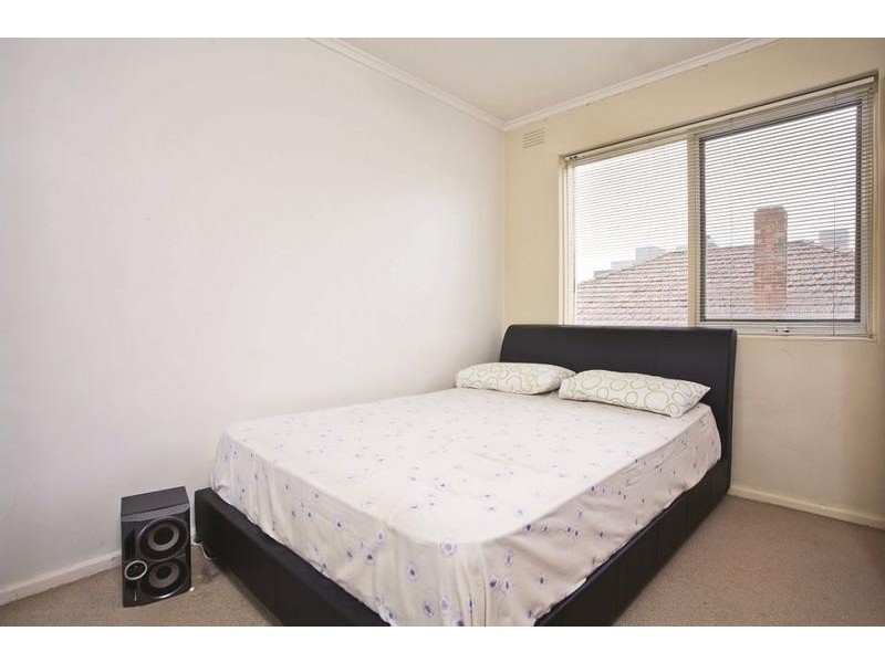 8/7 Truganini, Carnegie VIC 3163