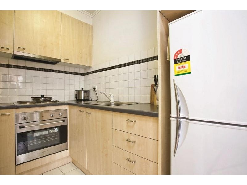 8/7 Truganini, Carnegie VIC 3163