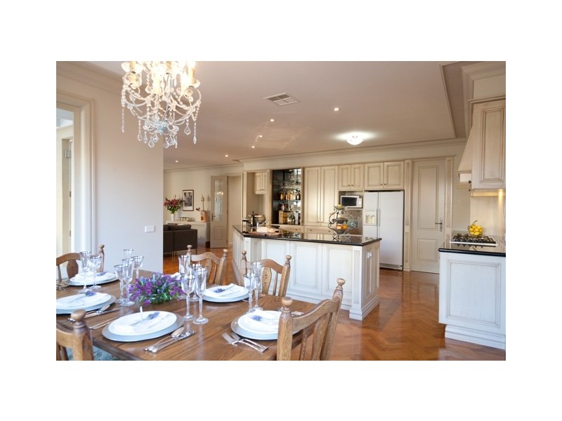 62 Strathfield Parade, Croydon VIC 3136