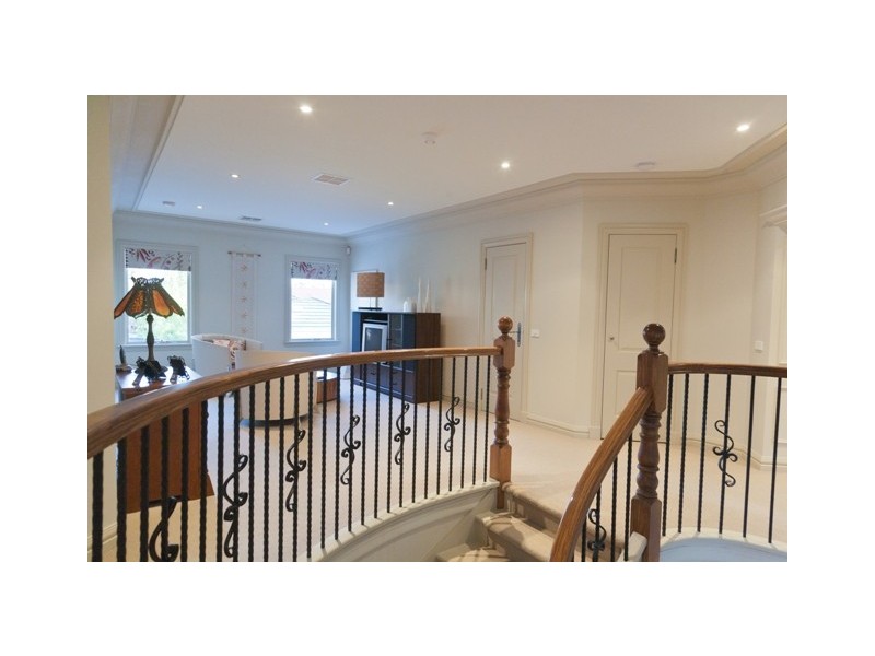 62 Strathfield Parade, Croydon VIC 3136