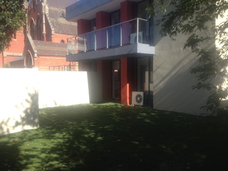 1/25 Gladstone Strett, Moonee Ponds VIC 3039