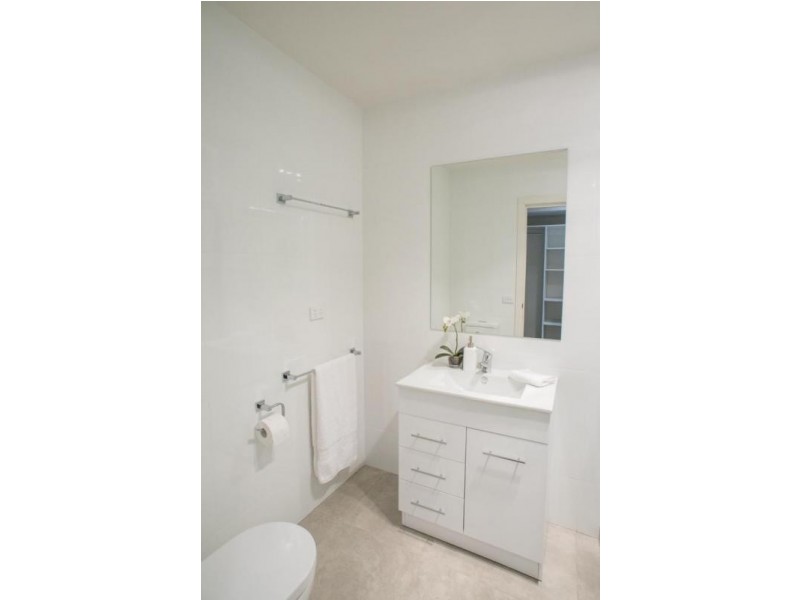 Apt 19 /18 Cochrane Street, Brighton VIC 3186