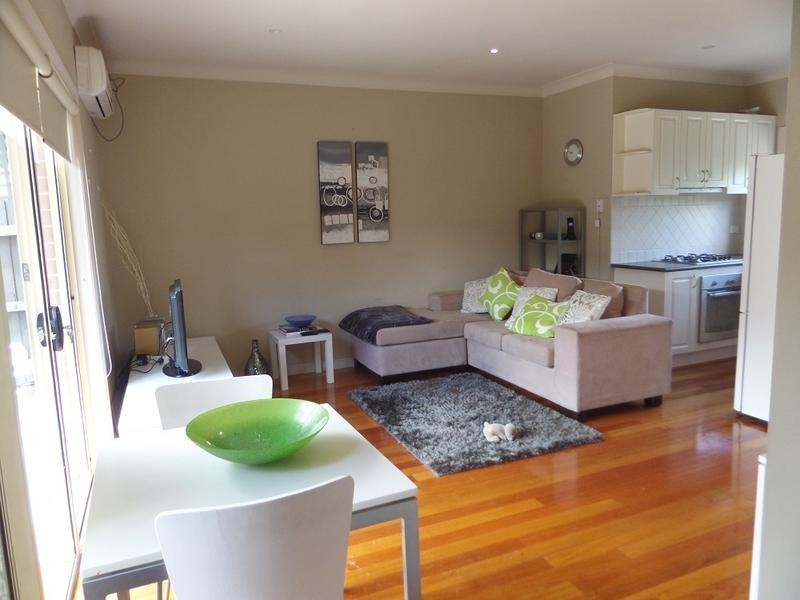 2/70 Marchant Avenue, Reservoir VIC 3073