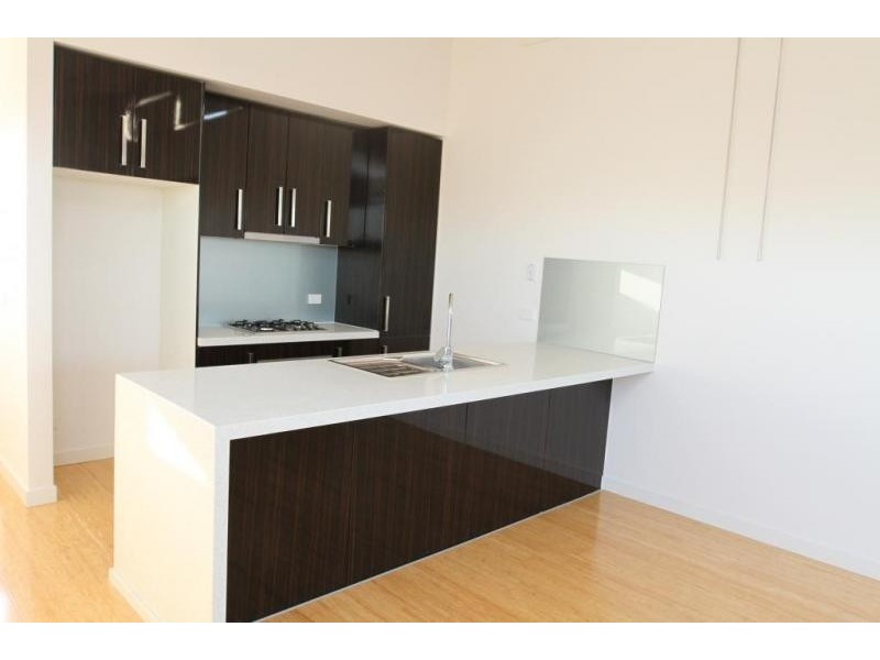 2/90 Bruce Street, Coburg VIC 3058