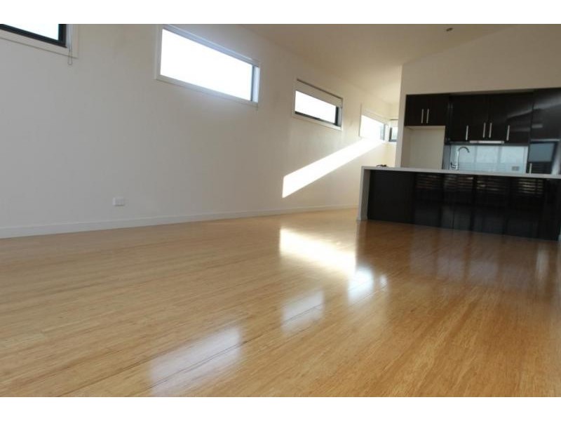 2/90 Bruce Street, Coburg VIC 3058