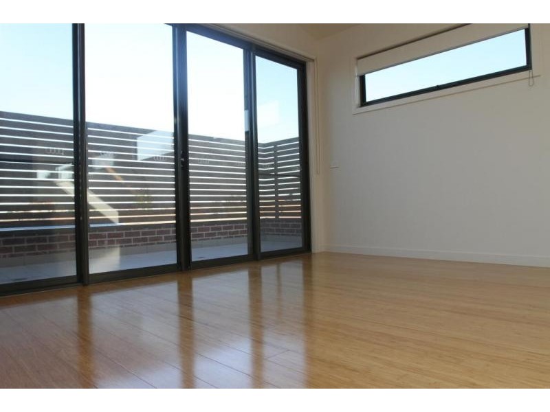 2/90 Bruce Street, Coburg VIC 3058