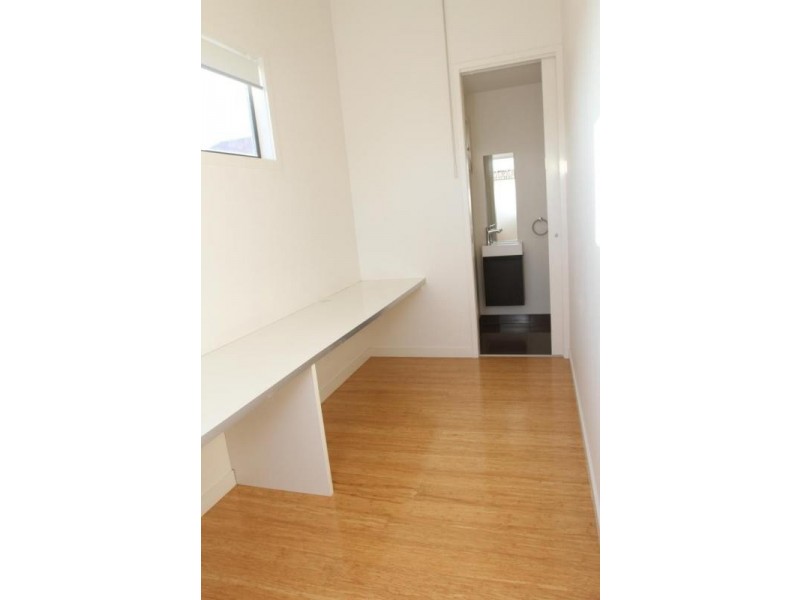 2/90 Bruce Street, Coburg VIC 3058
