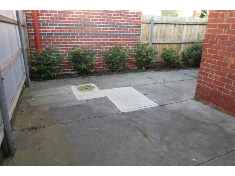 1/92 Bruce Street, Coburg VIC 3058