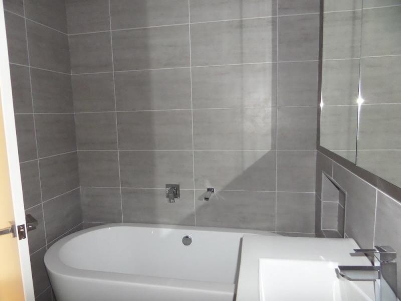 5/4 Essex Street, Pascoe Vale VIC 3044