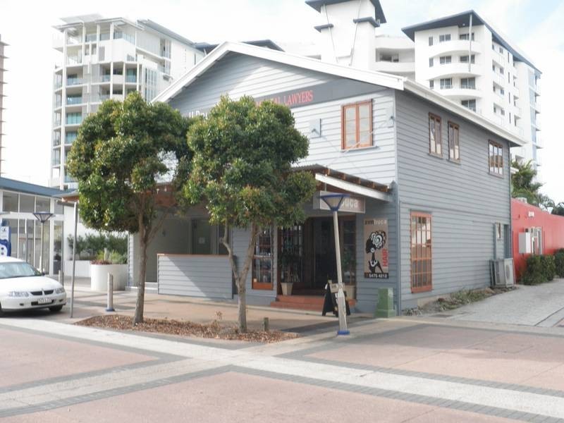 34 Duporth Avenue, Maroochydore QLD 4558