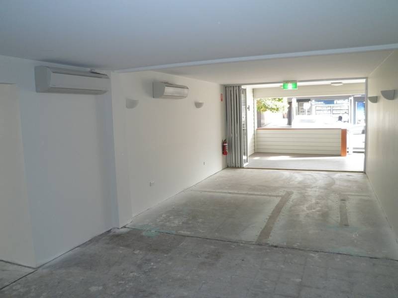 34 Duporth Avenue, Maroochydore QLD 4558