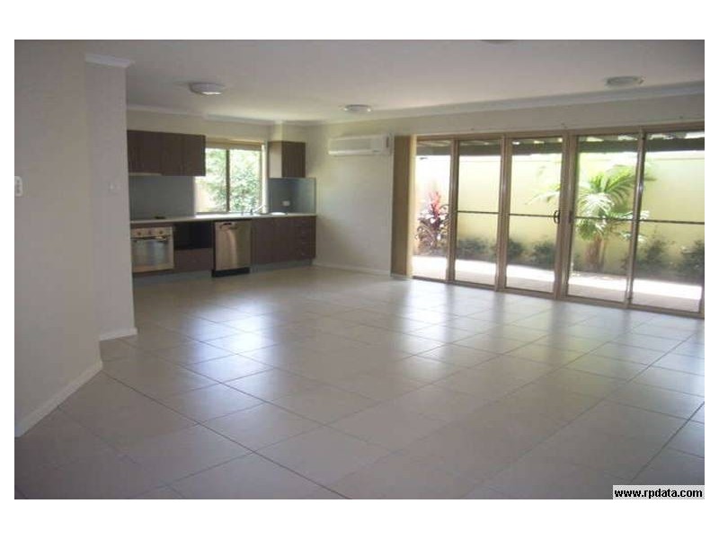 5/82 Simpson Street, Beerwah QLD 4519