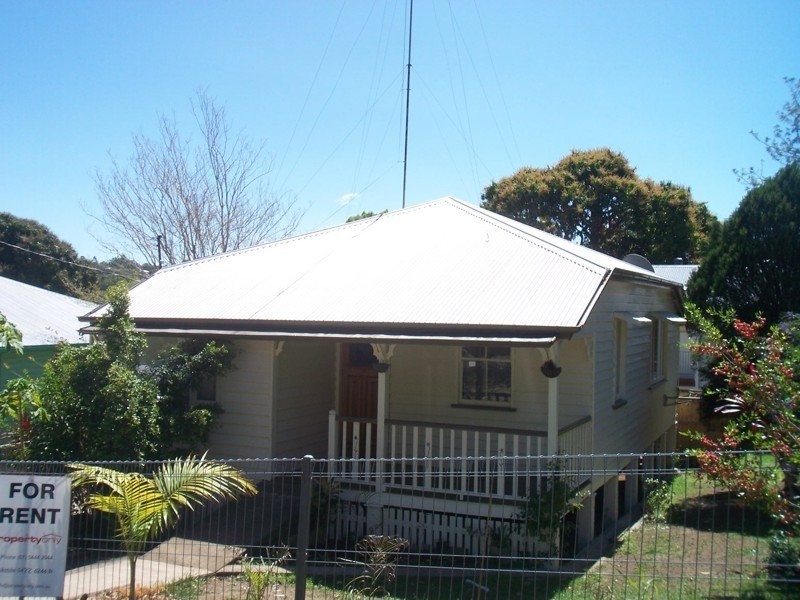 145 Howard Street, Nambour QLD 4560