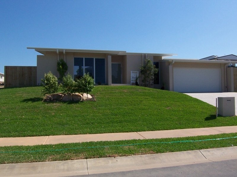 6 Stoneybrook Drive, Peregian Springs QLD 4573