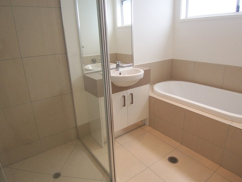 6 Stoneybrook Drive, Peregian Springs QLD 4573