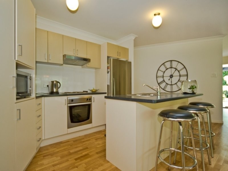 12 Barnes Drive, Buderim QLD 4556