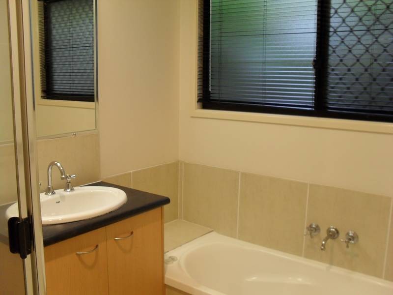 41 Paget Street, Mooloolah Valley QLD 4553