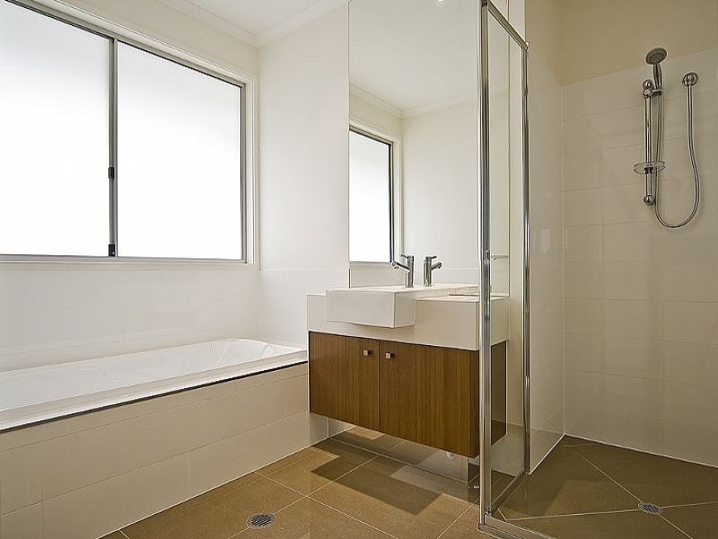 9 Yaroomba Drive, Mount Coolum QLD 4573