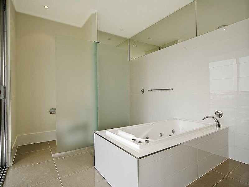 9 Yaroomba Drive, Mount Coolum QLD 4573