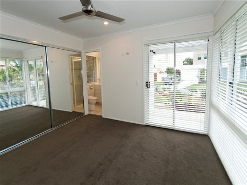 8 Akounah Crescent, Buddina QLD 4575