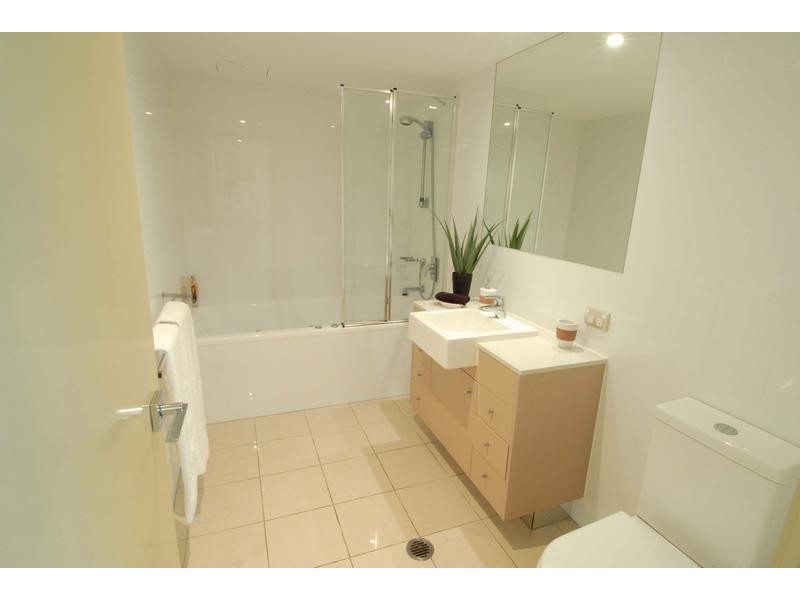 212/1-7 Duporth Avenue, Maroochydore QLD 4558
