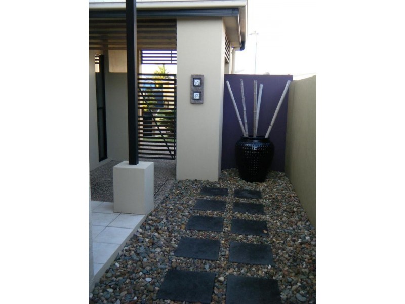 20 Seychelles Place, Kawana Island QLD 4575