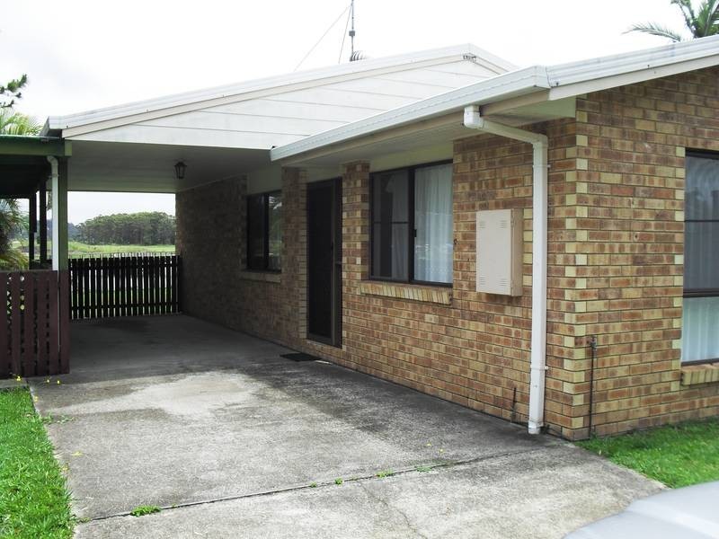 6 Lake Court, Maroochydore QLD 4558