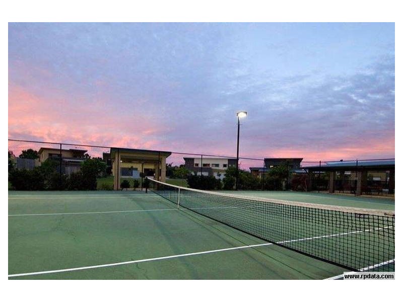 4/2 Lakehead Drive, Sippy Downs QLD 4556