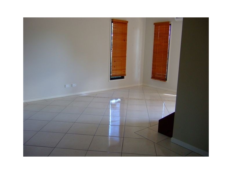 9B Blackall Street, Woombye QLD 4559