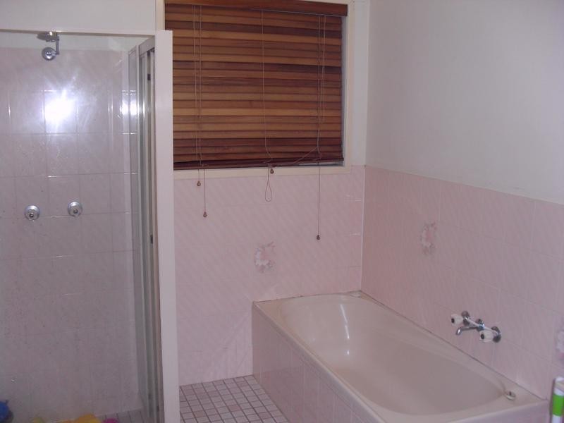 2/212 Broadwater Avenue West, Maroochydore QLD 4558