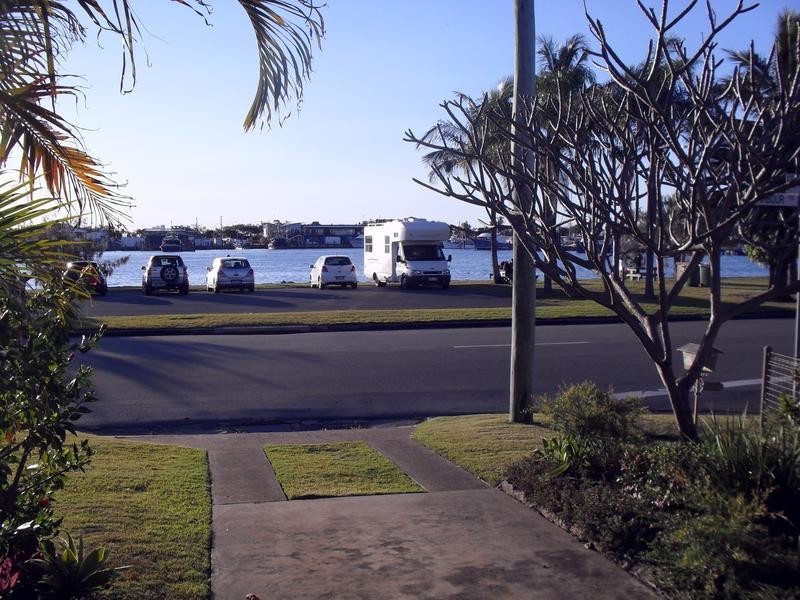 18 Harbour Road, Buddina QLD 4575