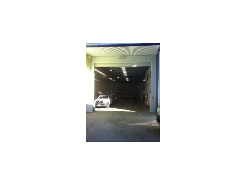 3/12 Premier Circuit, Warana QLD 4575