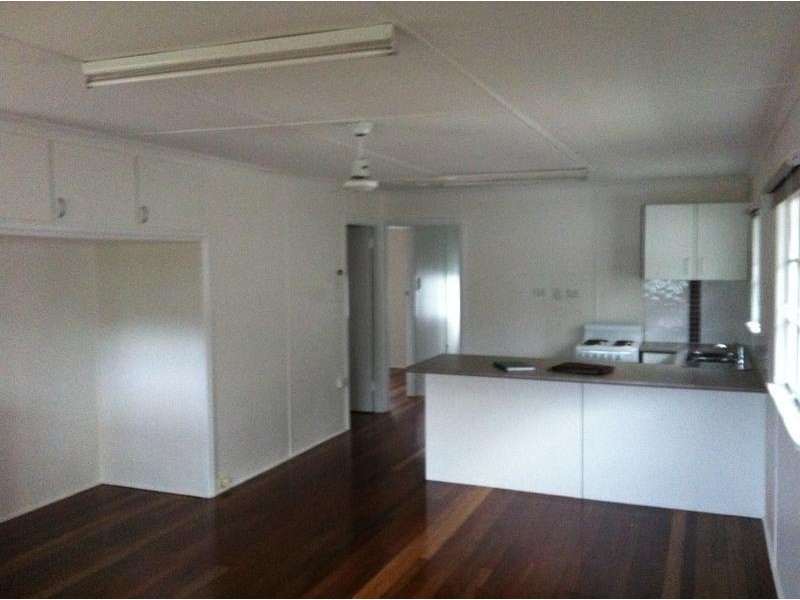 28 Omrah Avenue, Caloundra QLD 4551