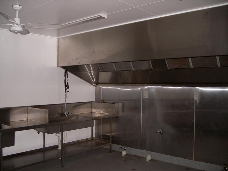 Shed 7/17 Focal Avenue, Coolum Beach QLD 4573