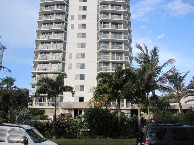 2 Sixth Avenue, Maroochydore QLD 4558