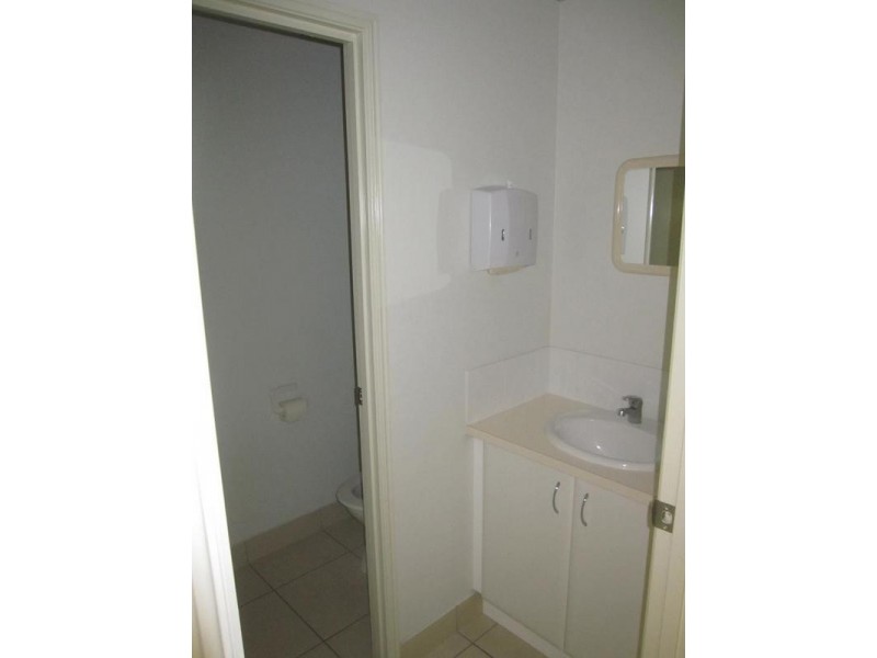 2/22 – 24 Premier Circuit, Warana QLD 4575