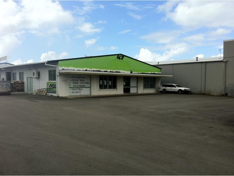 47 Caloundra Road, Caloundra QLD 4551