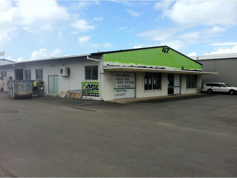 47 Caloundra Road, Caloundra QLD 4551