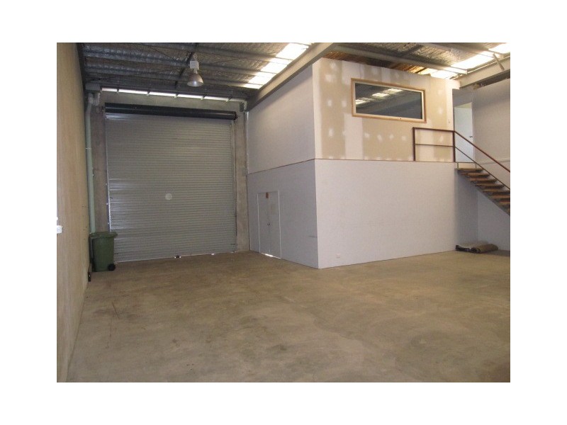 1/17 Premier Circuit, Warana QLD 4575