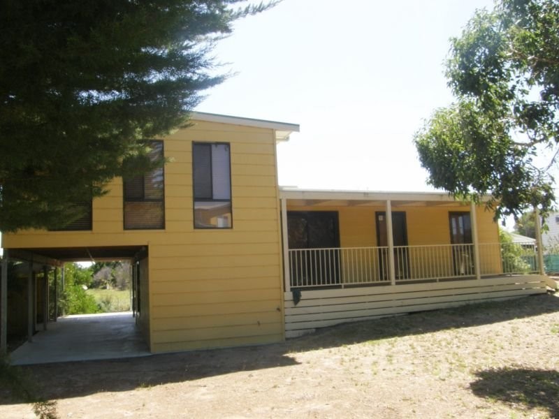 52 CANTERBURY ROAD, Venus Bay VIC 3956