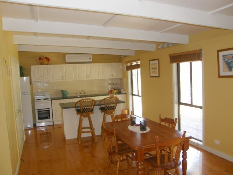 52 CANTERBURY ROAD, Venus Bay VIC 3956