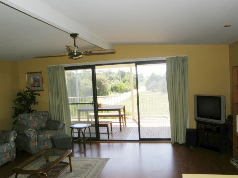 52 CANTERBURY ROAD, Venus Bay VIC 3956