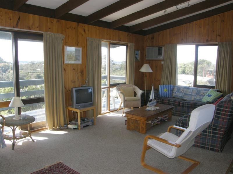 3-5 ATHERTON DRIVE, Venus Bay VIC 3956