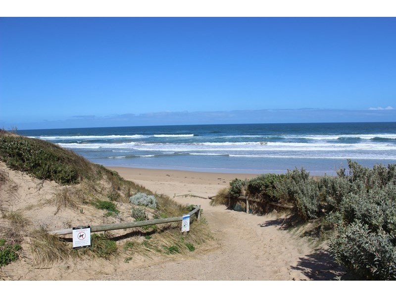 83 CANTERBURY ROAD, Venus Bay VIC 3956