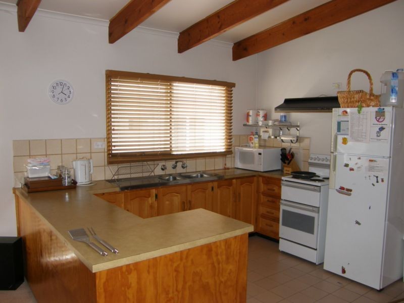 10 ALBERT AVENUE – 1ST ESTATE, Venus Bay VIC 3956