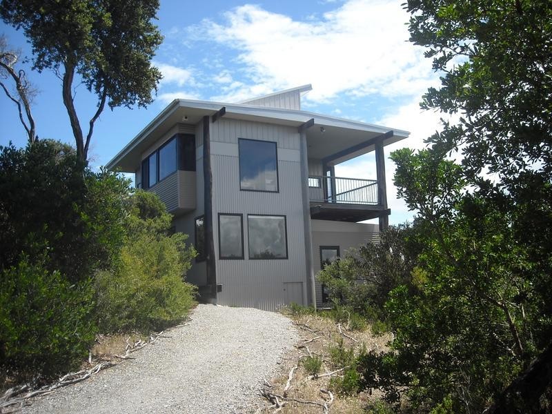 4 MONCUR COURT, Venus Bay VIC 3956