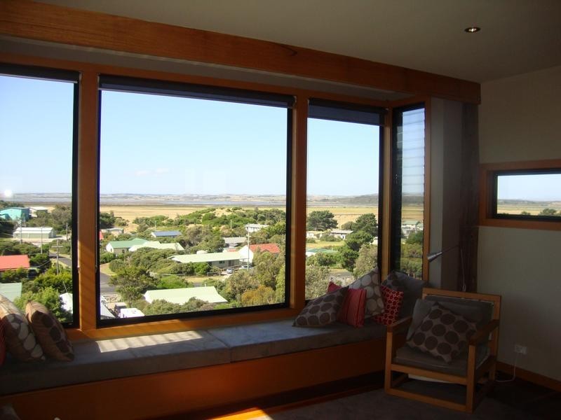 4 MONCUR COURT, Venus Bay VIC 3956