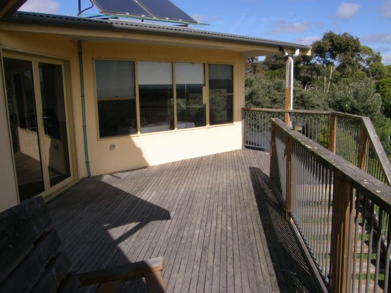 33 FISHERMANS ROAD, Venus Bay VIC 3956