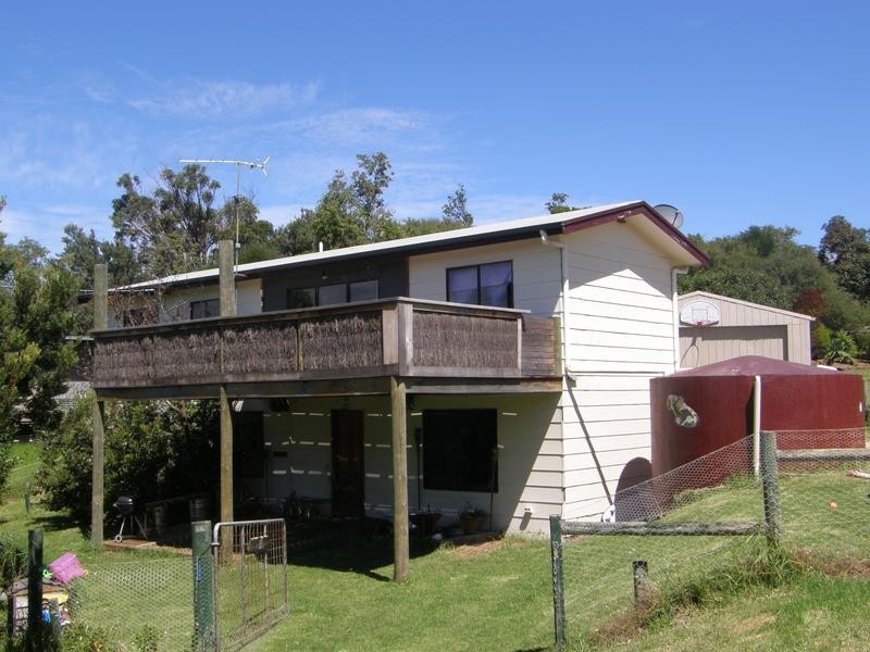 33 BLACK AVENUE, Venus Bay VIC 3956