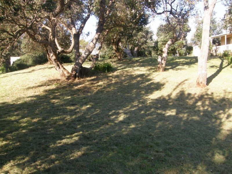 4 WEBSTER AVENUE, Venus Bay VIC 3956